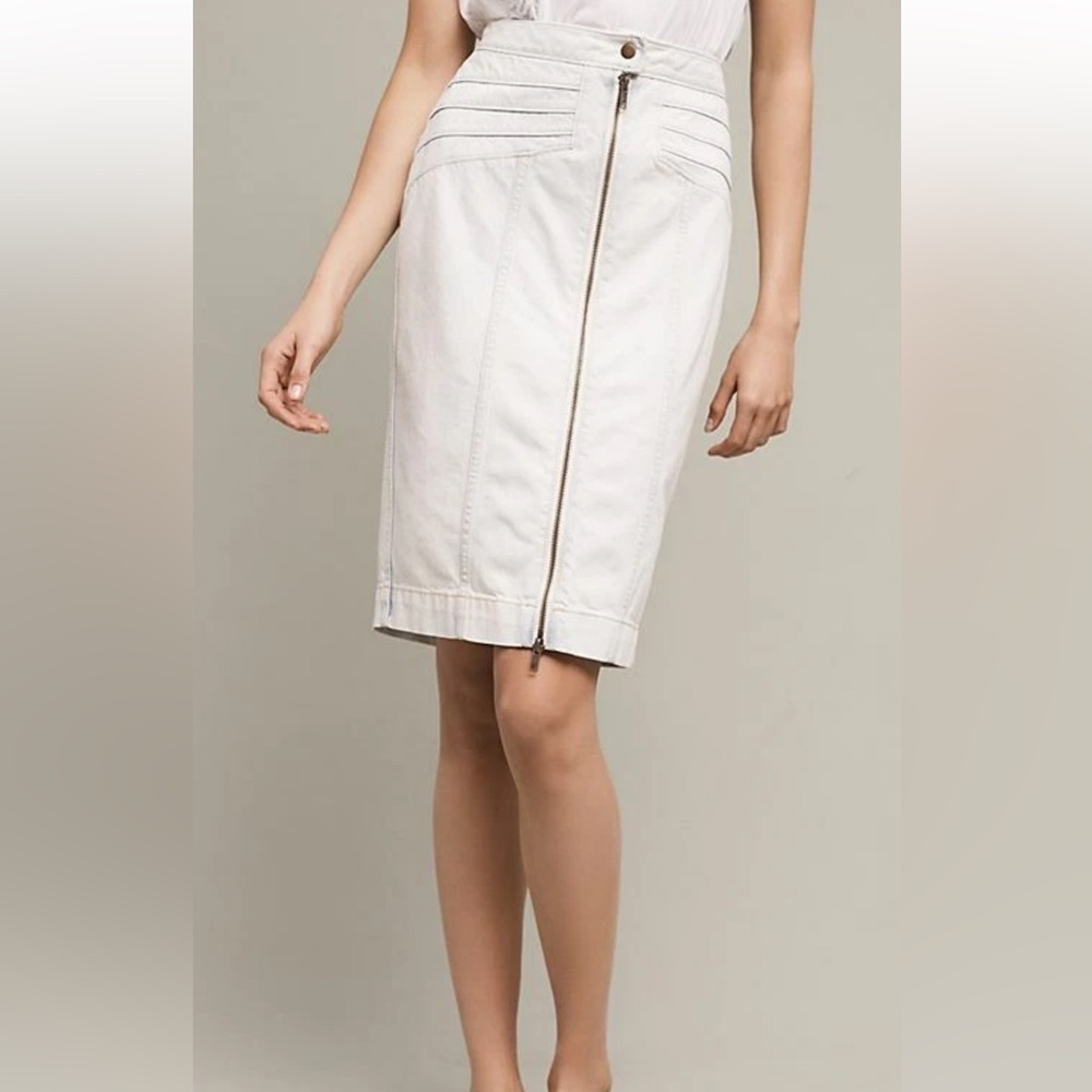 Anthropologie Pilcro and The Letterpress Seamed Denim Pencil Skirt. Size 0.